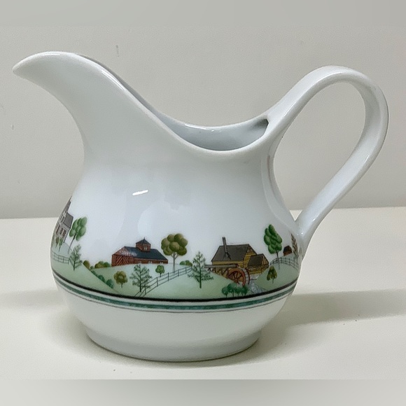 Rare Vintage Discontinued Antique 1978 ESTEE LAUDER PORCELAIN Pitcher - Picture 6 of 16